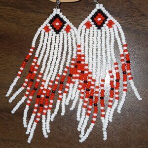 [MADE TO ORDER] 🖤❤️ New Design: “Embroidered Spirit” Earrings ❤️🖤